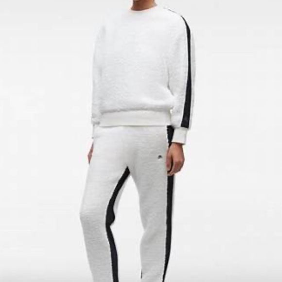 **** Brand New **** Moose Knuckle Pullover - Picture 6 of 7